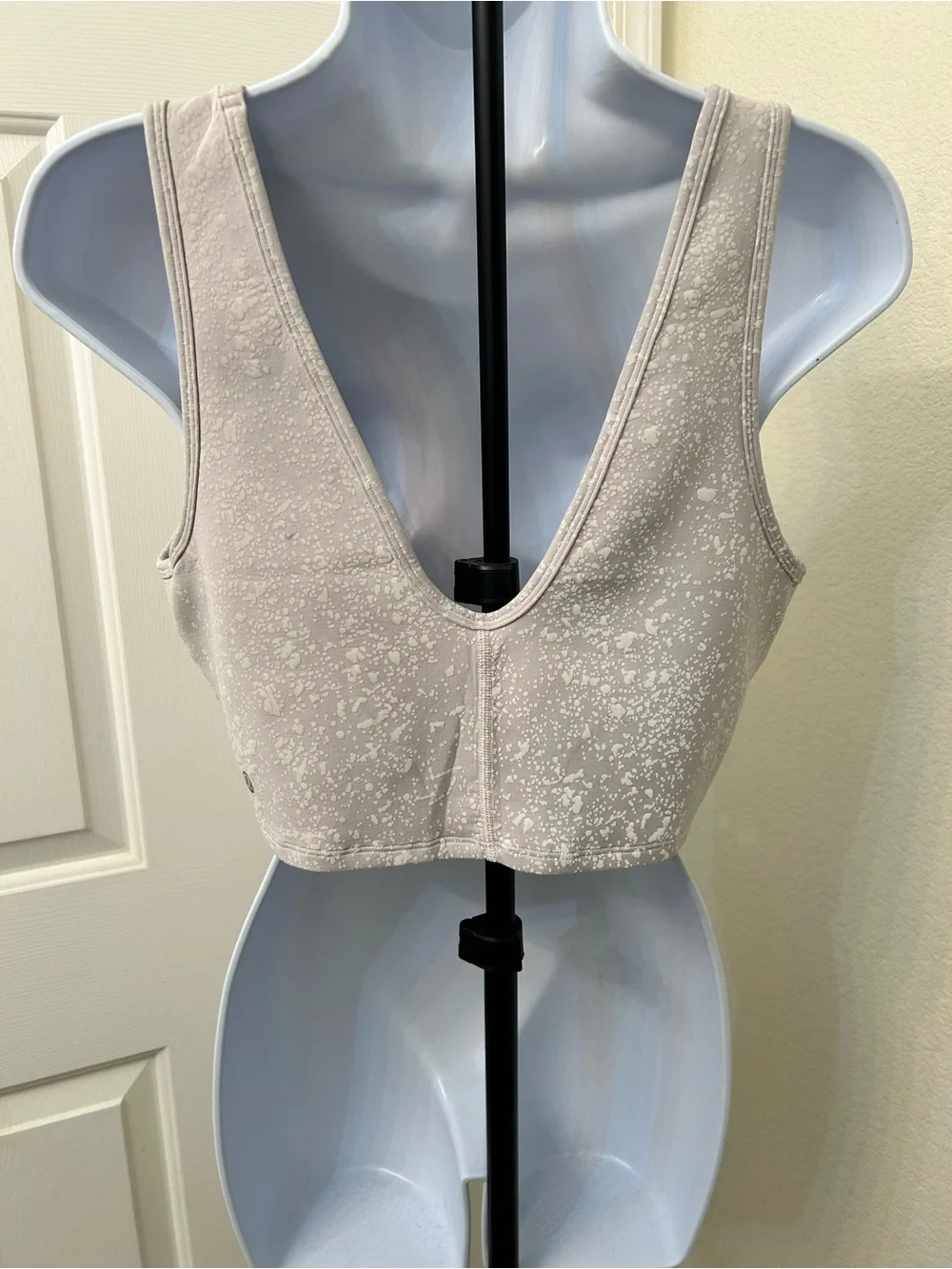 lululemon athletica Space-Dye Taupe Speckled Cropped Tank